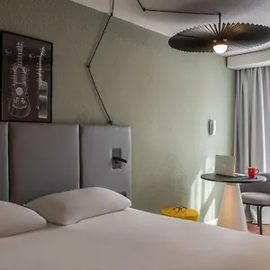 Ibis Centre Otel